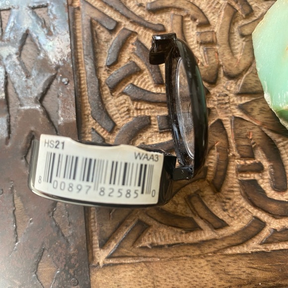 NYX EYESHADOW SIN - Picture 3 of 4